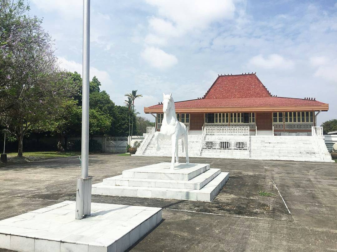 Bayumi Wahab, Konglomerat Palembang dari Era Orde Lama