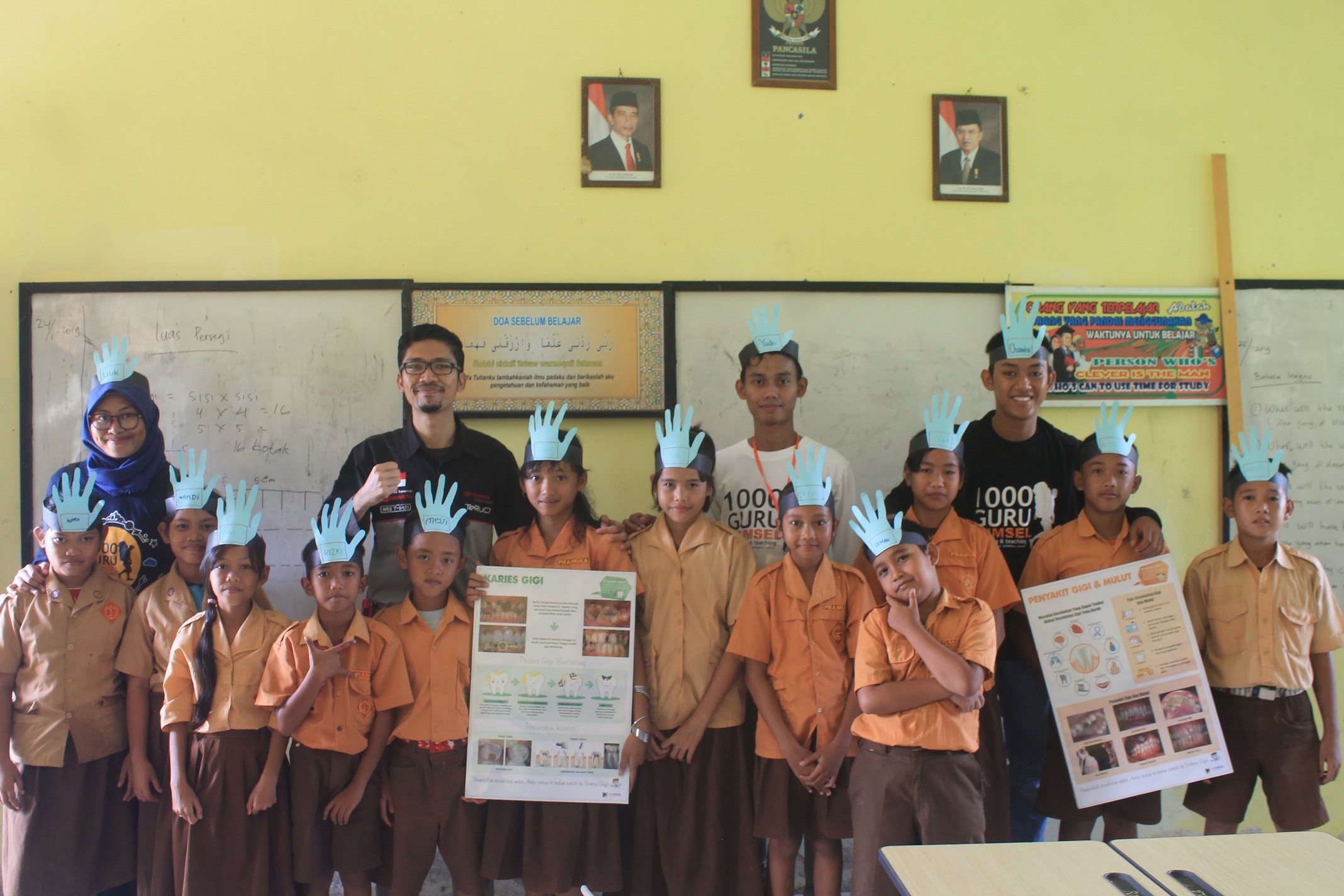Edukasi Pemuda-Pemudi Bangsa Lewat Program Teaching and Giving Komunitas 1000 Guru Sumatera Selatan