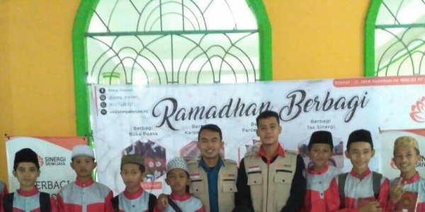 BEM KM Unsri Bermitra dengan Sinergi Sriwijaya Sukseskan  Program Ramadhan Berbagi